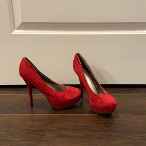 Red fun platform heels